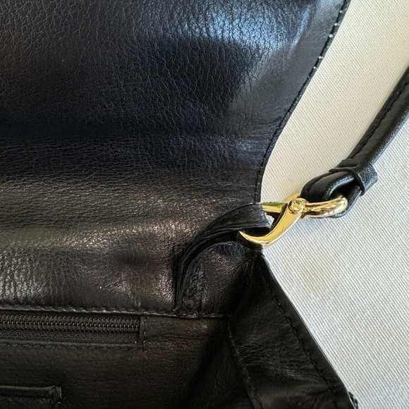 GUCCI Authentic Vintage Black Leather Clutch, Crossbody, Shoulder Bag. - Picture 9 of 13